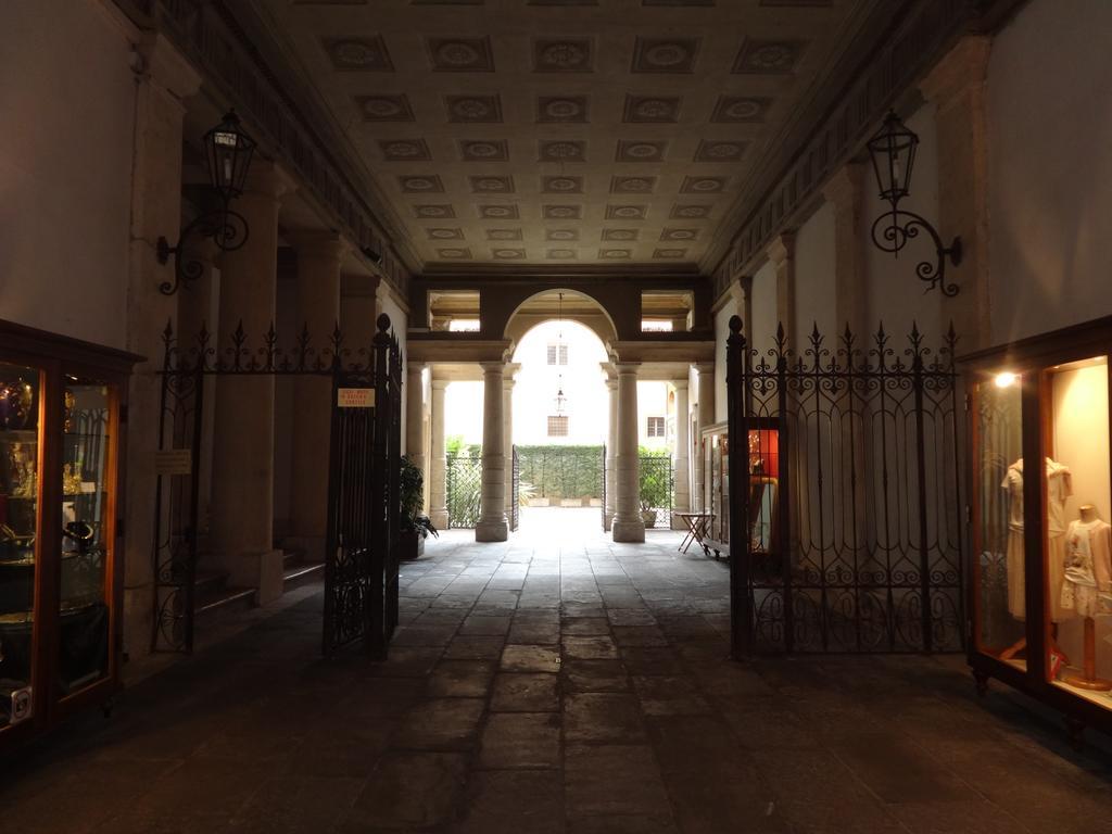 Il Cappello Di Giulietta, Verona